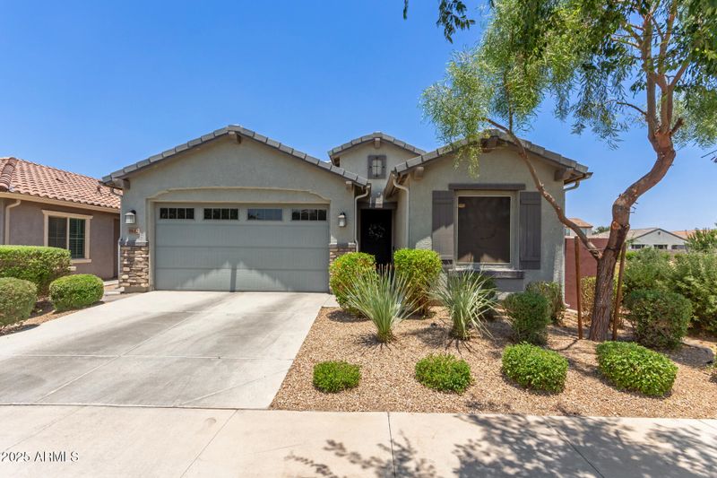 9642 E Tesla Ave, Mesa, AZ 85212