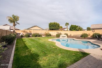 9644 W Hatcher Rd, Peoria, AZ 85345