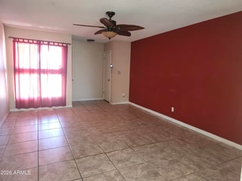 9645 63rd Dr, Glendale, AZ 85302