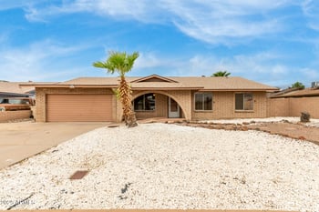 9646 47th Ave, Glendale, AZ 85302