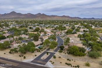 9646 Laurel Ln, Scottsdale, AZ 85260