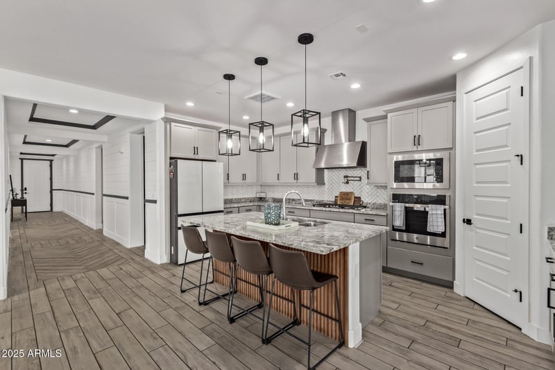 9649 Spiral Ave, Mesa, AZ 85212
