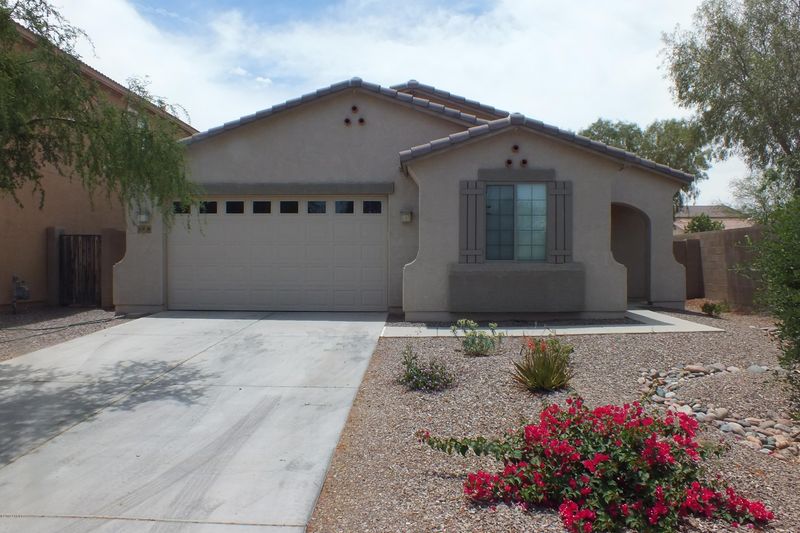 965 E Nickleback St, San Tan Valley, AZ 85143