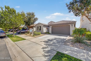 9655 E Talon Ave, Mesa, AZ 85212