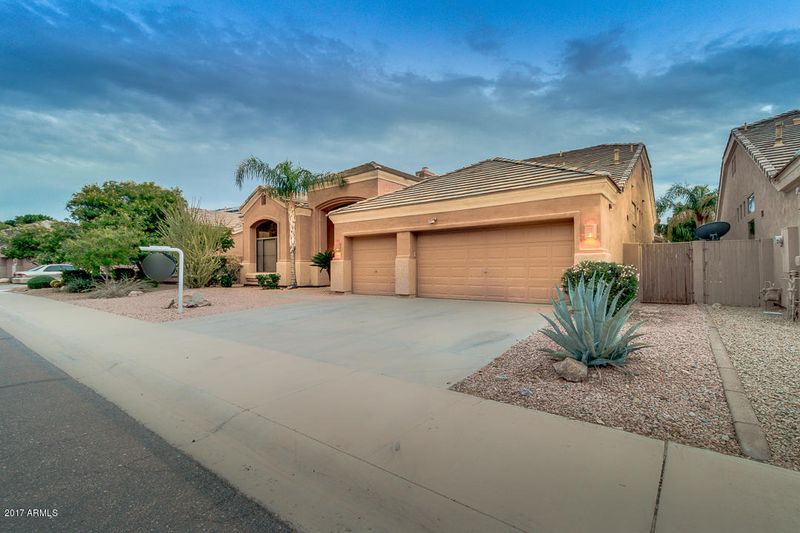 9655 E Voltaire Dr, Scottsdale, AZ 85260