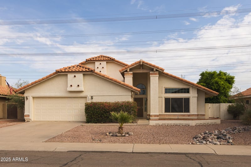 966 Divot Dr, Tempe, AZ 85283
