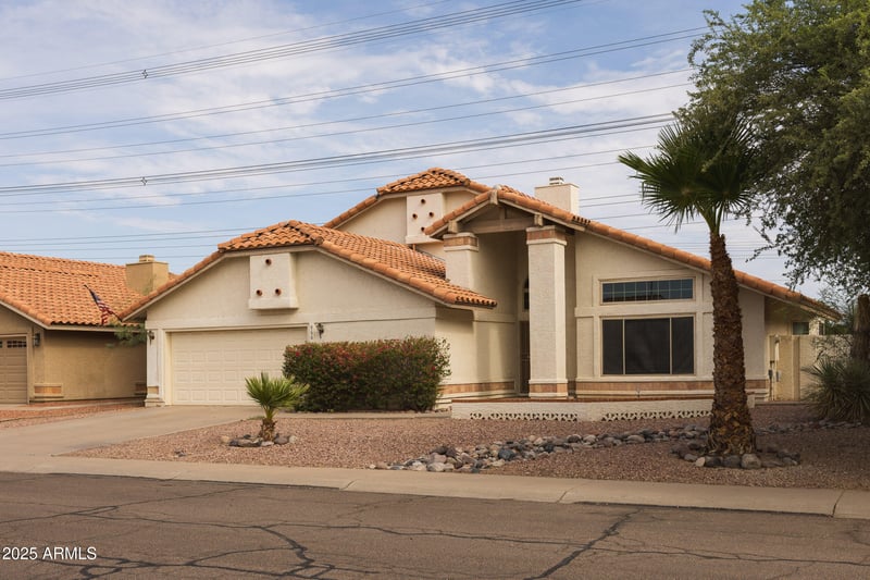 966 Divot Dr, Tempe, AZ 85283