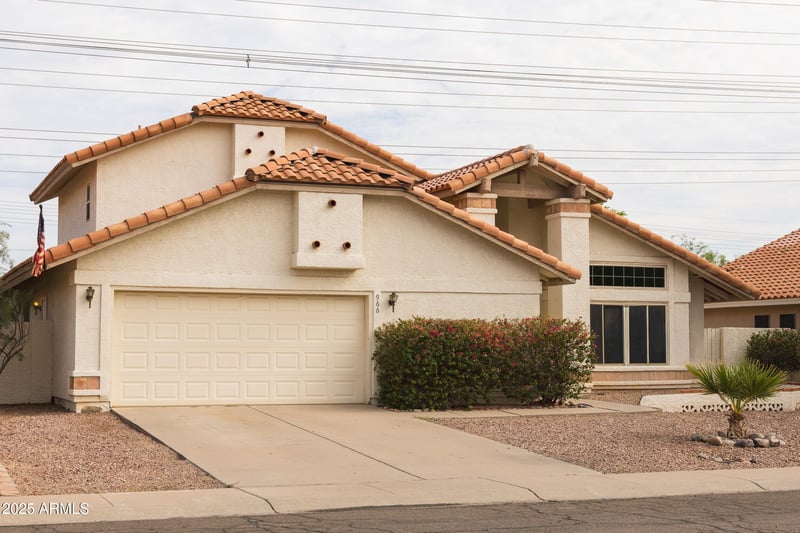 966 Divot Dr, Tempe, AZ 85283