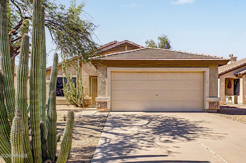 966 E Graham Ln, Apache Junction, AZ 85119