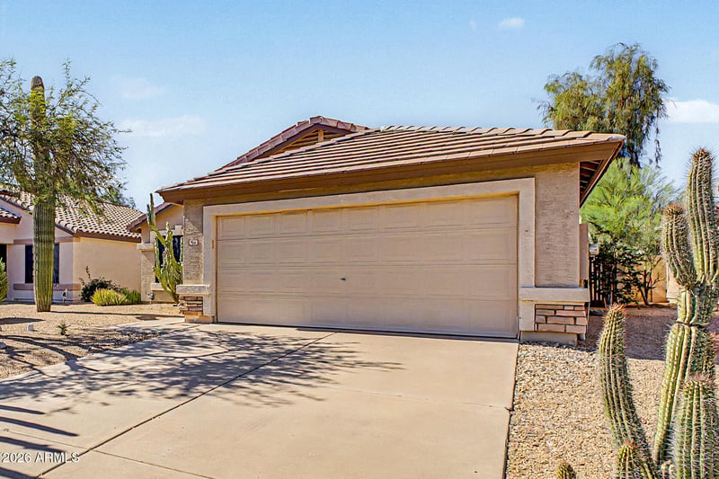966 E Graham Ln, Apache Junction, AZ 85119