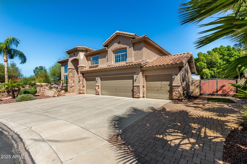 9660 Bent Tree Dr, Peoria, AZ 85383
