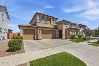 9662 Rainbow Ave, Mesa, AZ 85212