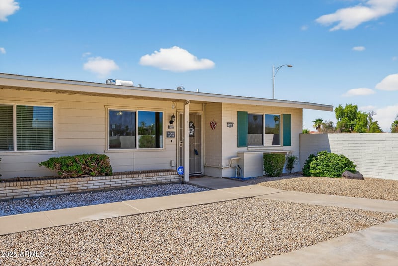 9663 111th Ave, Sun City, AZ 85351
