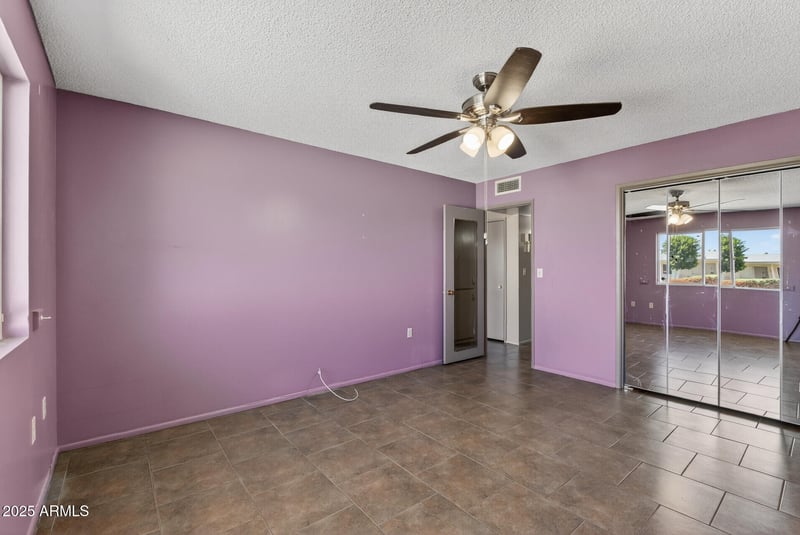 9663 111th Ave, Sun City, AZ 85351
