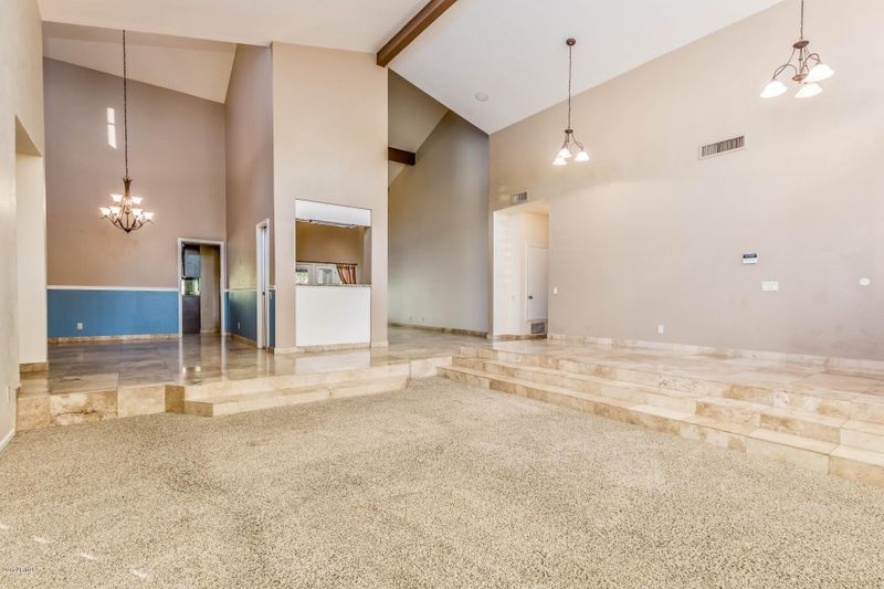 9665 E Mission Ln, Scottsdale, AZ 85258