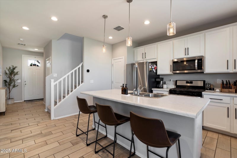967 109th Dr, Avondale, AZ 85323