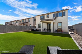 967 109th Dr, Avondale, AZ 85323