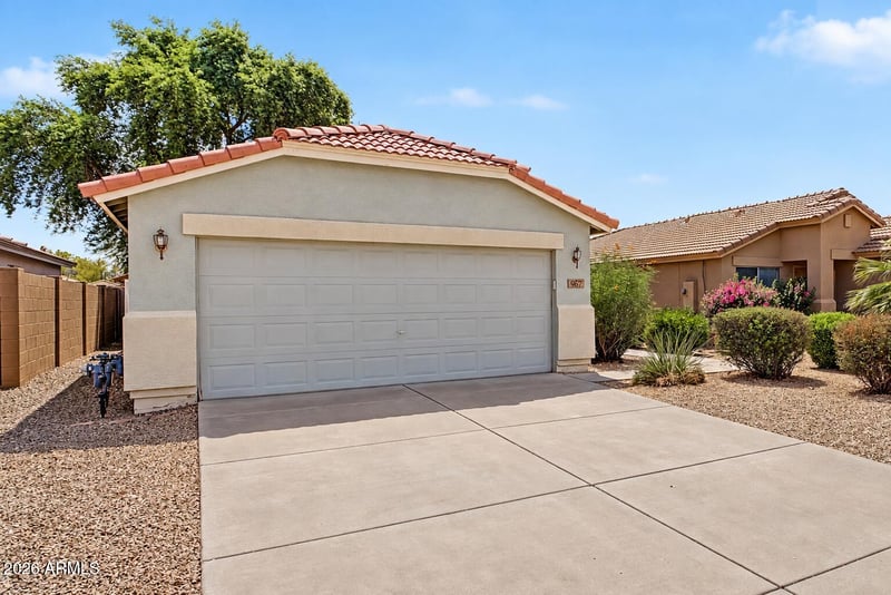 967 E Monteleone St, San Tan Valley, AZ 85140