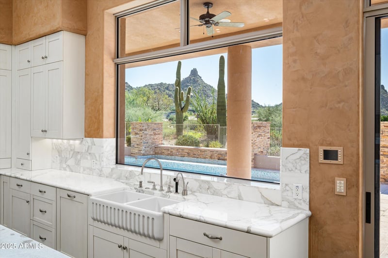 9673 Oberlin Way, Scottsdale, AZ 85262