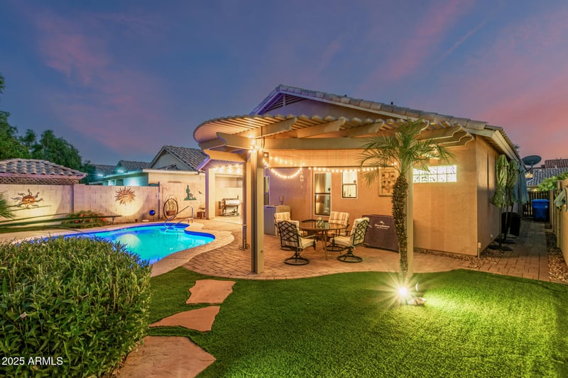 968 Breckenridge Ave, Gilbert, AZ 85233