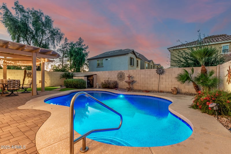 968 Breckenridge Ave, Gilbert, AZ 85233