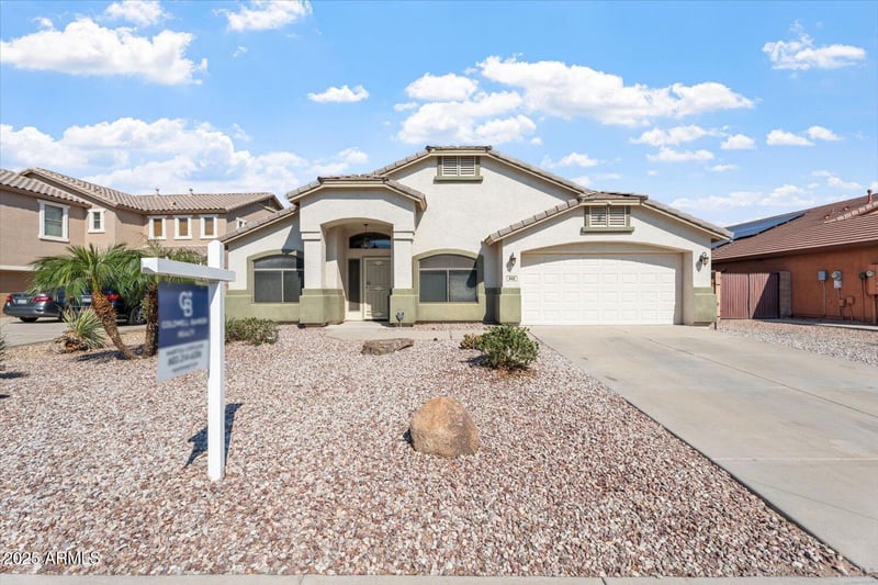968 Dexter Way, San Tan Valley, AZ 85143