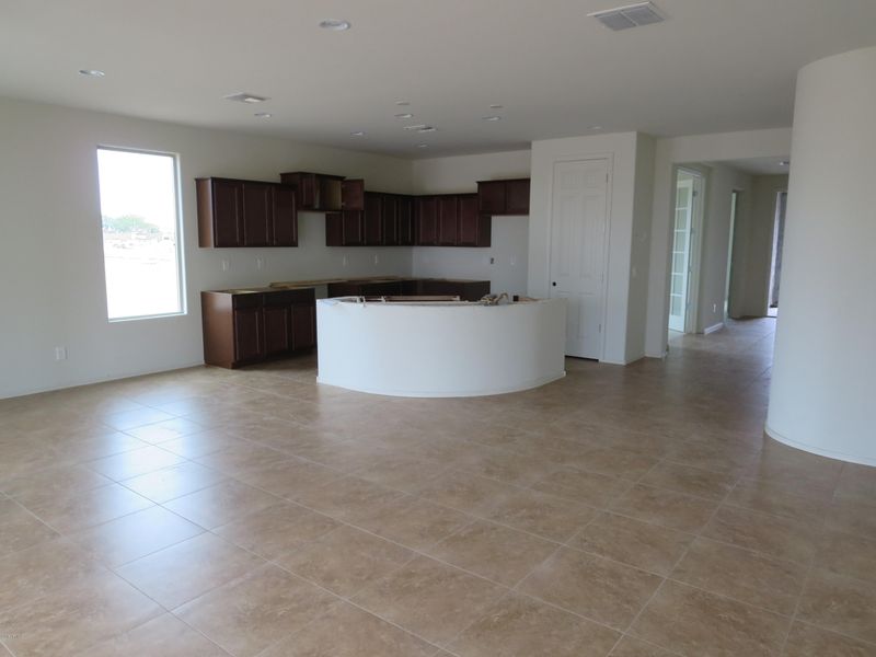 968 W Danish Red Trl, San Tan Valley, AZ 85143