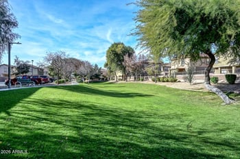 9686 82nd Ln, Peoria, AZ 85345