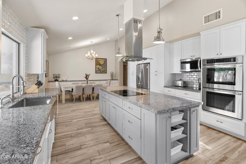 9688 Cinnabar Ave, Scottsdale, AZ 85258