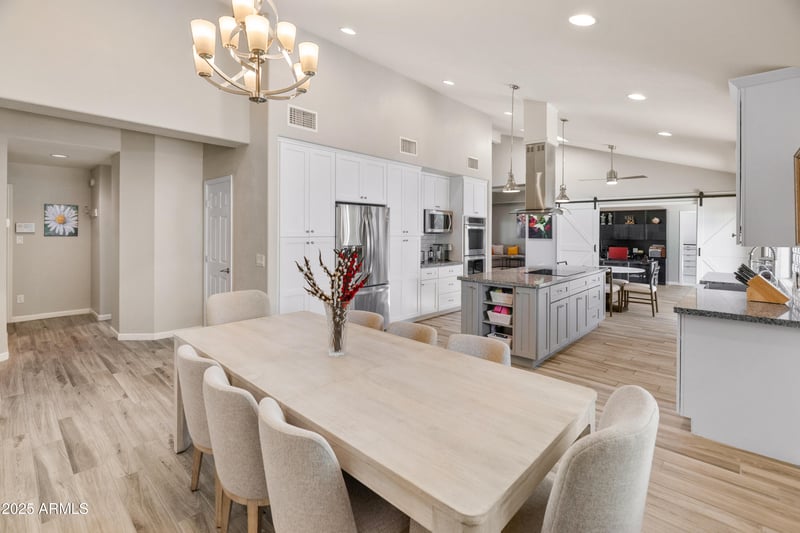 9688 Cinnabar Ave, Scottsdale, AZ 85258