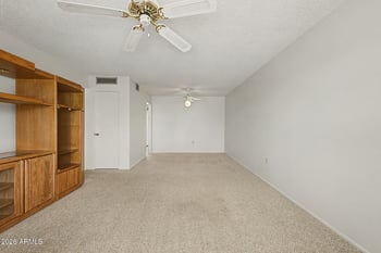 9691 111th Ave, Sun City, AZ 85351