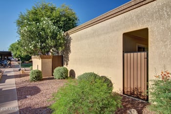 97 Cooper Rd #84, Chandler, AZ 85225