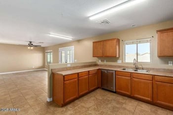 970 Christopher St, San Tan Valley, AZ 85140