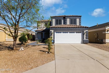 970 Christopher St, San Tan Valley, AZ 85140