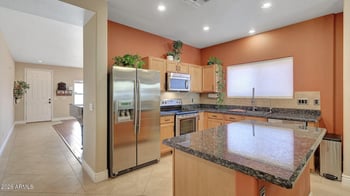 970 Doris St, Avondale, AZ 85323