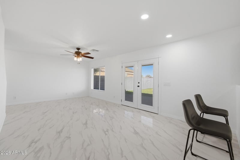 970 E Christopher St, San Tan Valley, AZ 85140