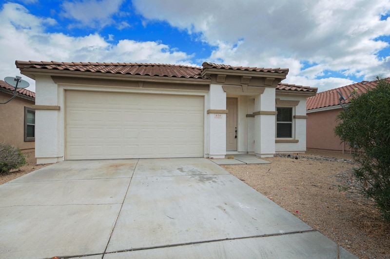 970 E Dee St, Avondale, AZ 85323