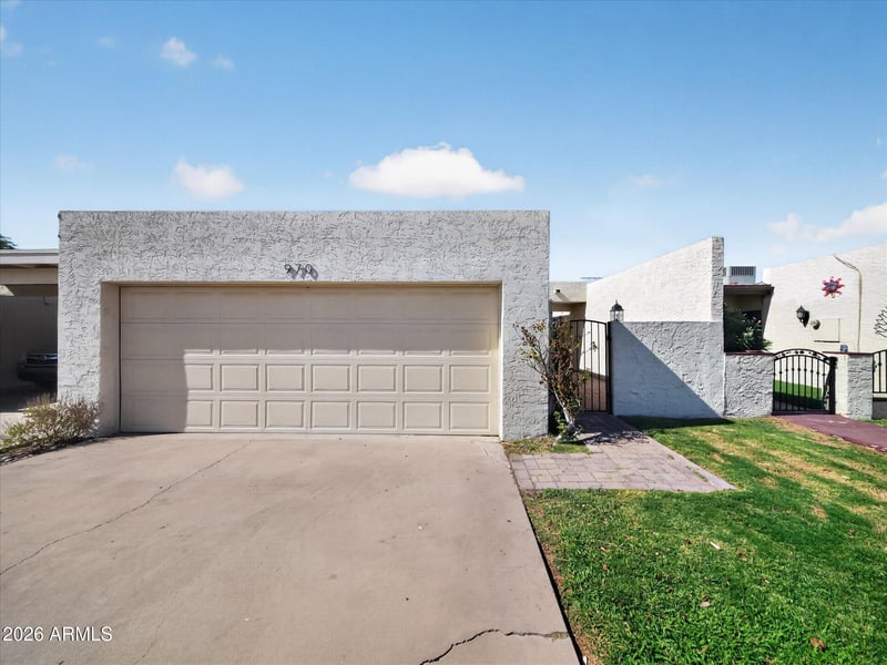 970 W Tulsa St, Chandler, AZ 85225