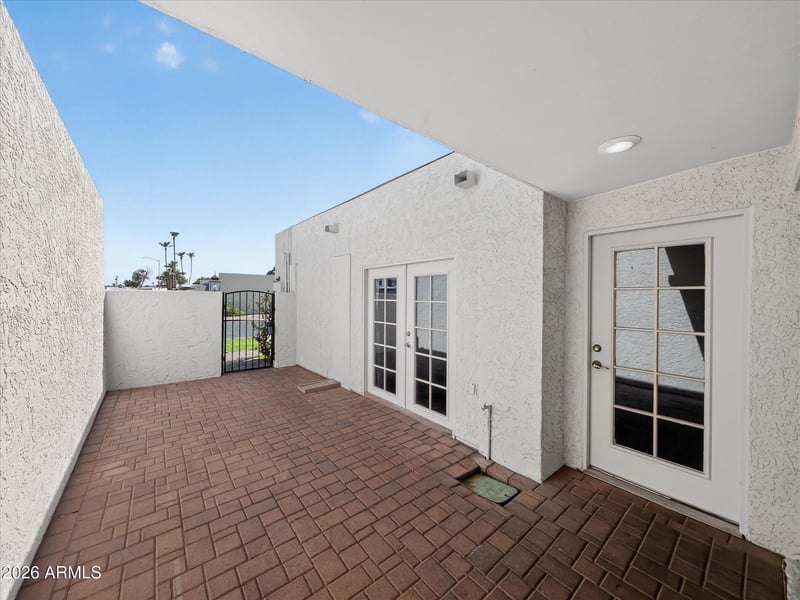 970 W Tulsa St, Chandler, AZ 85225