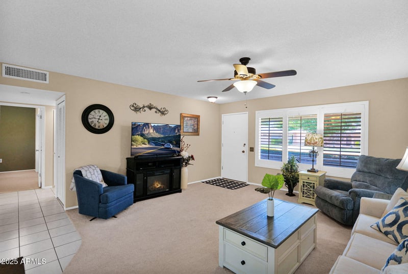 9701 Shasta Dr, Sun City, AZ 85351