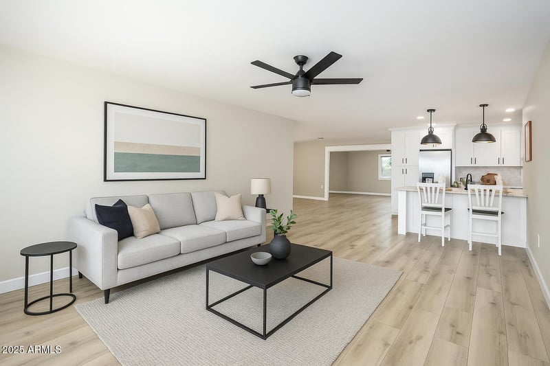 9702 Pineridge Dr, Sun City, AZ 85351