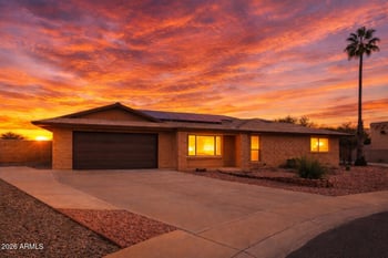 9702 Branding Iron Dr, Sun City, AZ 85351