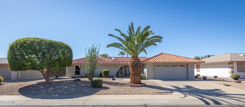 9703 Lindgren Ave, Sun City, AZ 85373