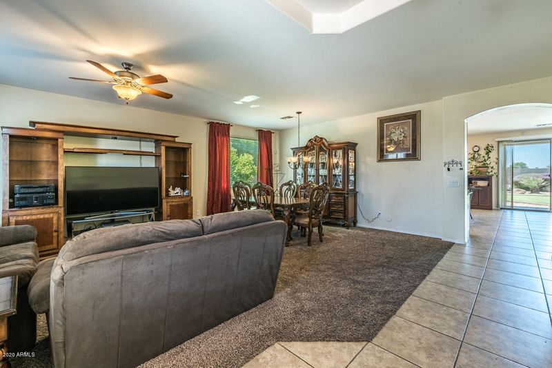 9704 S 46th Ln, Laveen, AZ 85339
