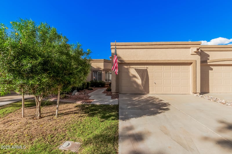 9704 Tonto Ln, Peoria, AZ 85382