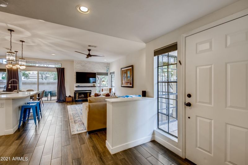 9705 E Mountain View Rd #1009, Scottsdale, AZ 85258