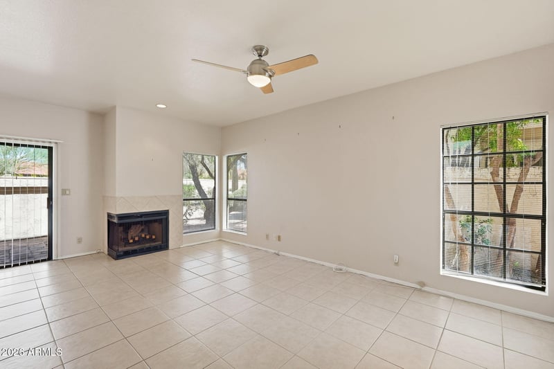 9705 E Mountain View Rd #1034, Scottsdale, AZ 85258