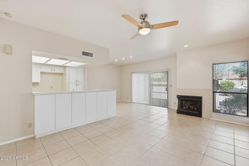 9705 E Mountain View Rd #1034, Scottsdale, AZ 85258