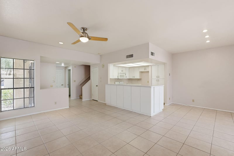 9705 E Mountain View Rd #1034, Scottsdale, AZ 85258