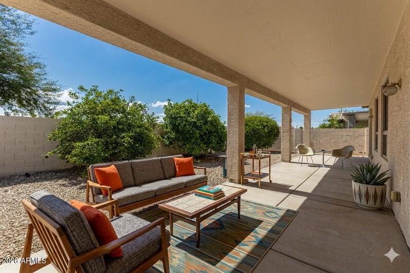 9705 Villa Park St, Sun Lakes, AZ 85248